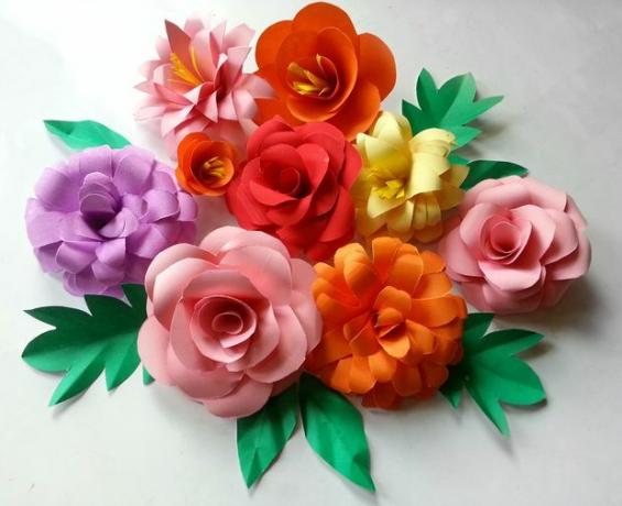DIY papírové květinové jarní kytice