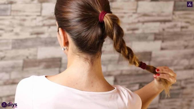 3 snadné ponytails pro každodenní nošení návod 3