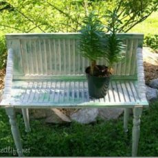 Zahradní lavička