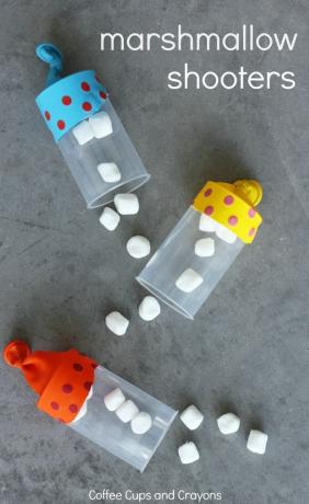 아이들이 만들고 가지고 놀 수 있는 재미있는 공예품 DIY 마시멜로 슈팅 게임