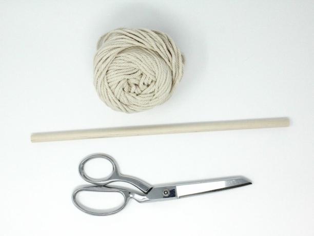 Macrame kabel, tyč na hmoždinky a nůžky