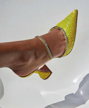 Nové značky bot 2019: Amina Muaddi neonově žluté třpytky a křišťálové muly