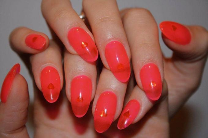 Letnie trendy paznokciowe 2023: Jelly Nails @imarninails