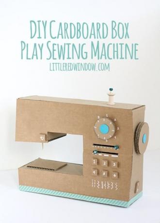 DIY kartonový šicí stroj