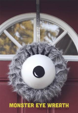 DIY monster eye přední dveře