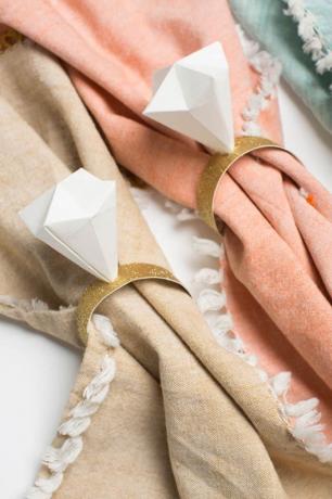 Porte-serviettes anneau origami diamant