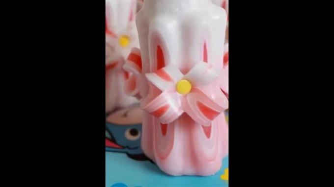 Jednoduchá 3D květinová svíčka