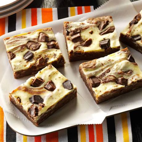 Candy bar ostekage brownies