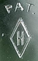Heisey Glass Co. H v diamantové značce