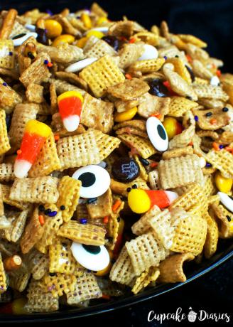 Halloween chex trata