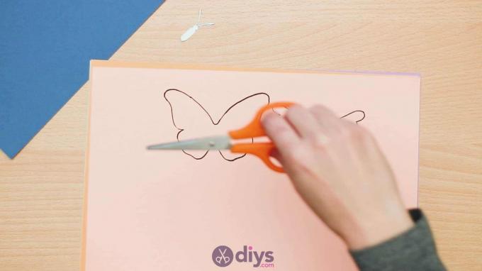 3D papírová motýlí karta krok 3e