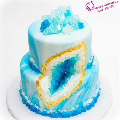 Gâteau marbré or et géode bleu