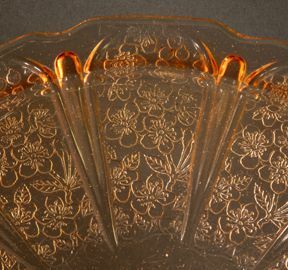Depresívny sklenený vzor čerešňového kvetu
