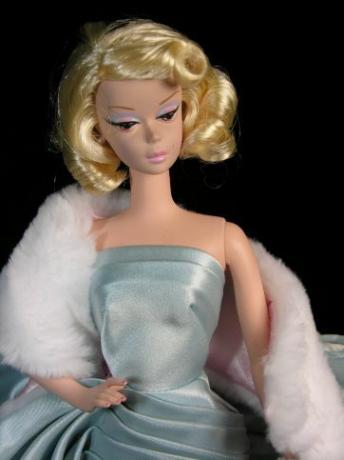 Delphine Silkstone Barbie uit 2000.