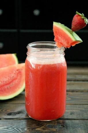 Skyl fedt ™ jordbær vandmelon detox vand (4) fb