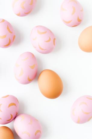 بيضة عيد الفصح هلال الوردي DIY