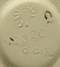 O. G. R. Značka alebo podpis, ktorý používa Olga Geneva Reed na keramike Rookwood