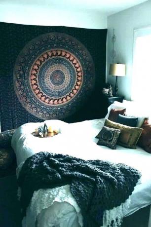 שטיחי קיר בחדר השינה
