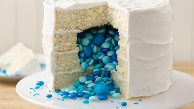 M & m έκπληξη γένος αποκαλύπτει τούρτα