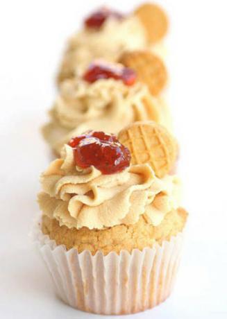 Erdnussbutter-Gelee-Cupcakes