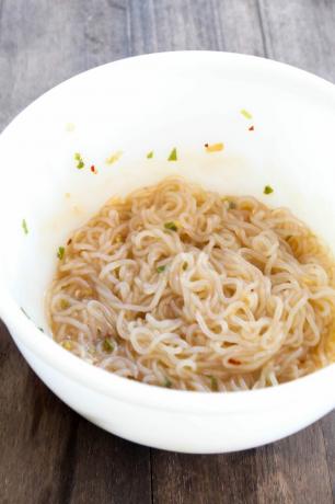 Λαχανικά καλοκαιρινά ρολά noodles