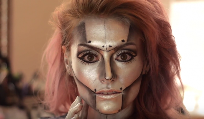 Robotický halloweenský make -up