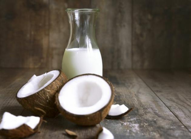 niesłodzone mleko kokosowe