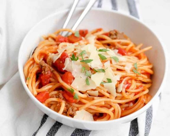 Spaghettis instantanés en pot