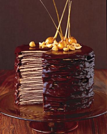 Dunkelster Schokoladen-Crpe-Kuchen