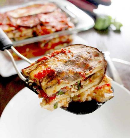 Kip aubergine lasagne