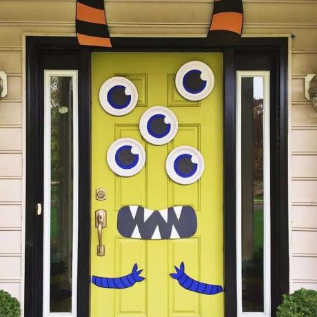 DIY multi eyed monster dörr för halloween