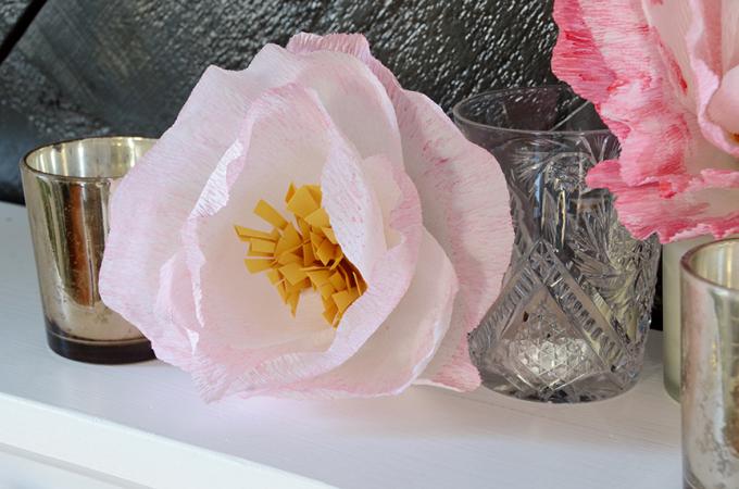 Fleur en papier bricolage pour la Saint Valentin 3