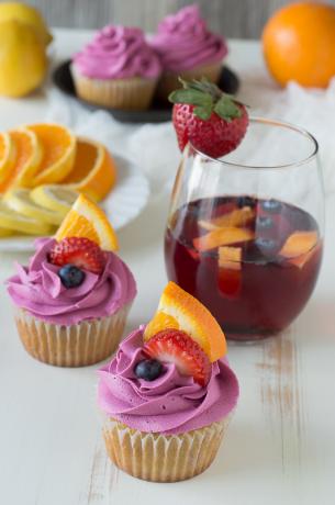 Kue mangkuk Sangria 1