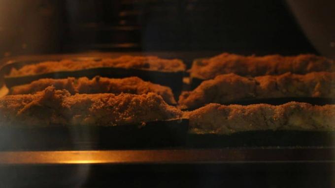 קישואים ממולאים בתנור טונה