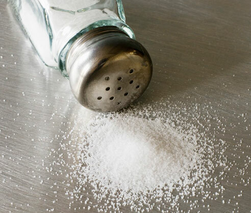 Salt naturligt ogräsmedel