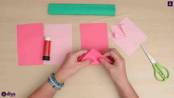 Bricolage fleur en papier 3d tous matériaux