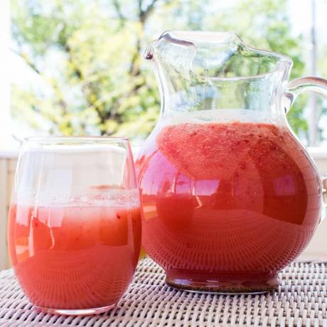 Erdbeer-Ananas-Limonade-Entsafter Rezept q