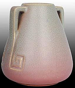 Rookwood Vase mit eingeschnittenem griechischem Schlüsseldekor