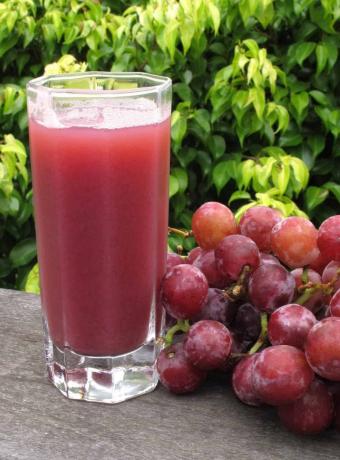 Svježi sok od grožđa