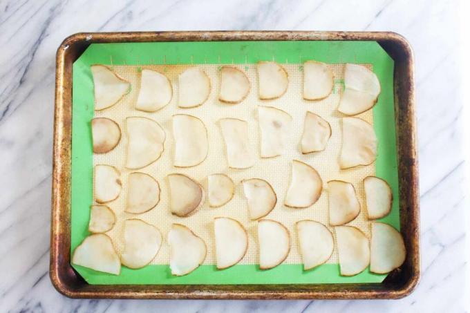 Jamur vegan dan quiche daun bawang, panaskan oven terlebih dahulu