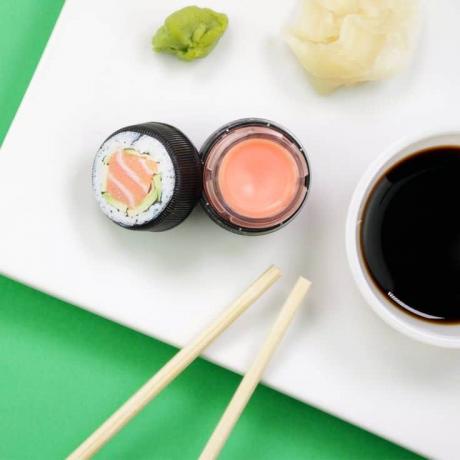 DIY sushi læbepomade fra en sodavandsflaske
