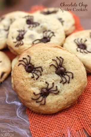 Spider cookies z čokoládových čipů