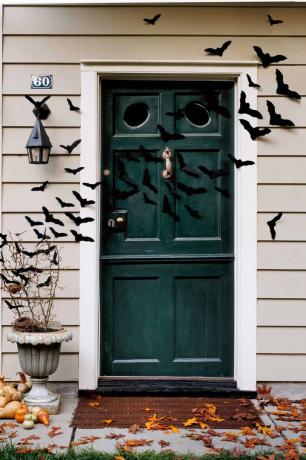 DIY svärmande fladdermus halloween dörr