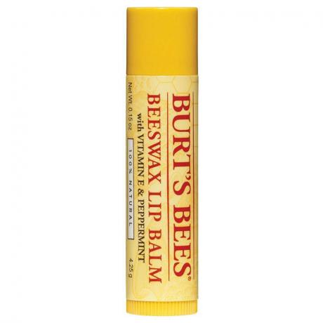 Nejlepší kosmetické produkty Amazon: Originální balzám na rty z včelího vosku Burt's Bees s vitamínem E a olejem z máty peprné