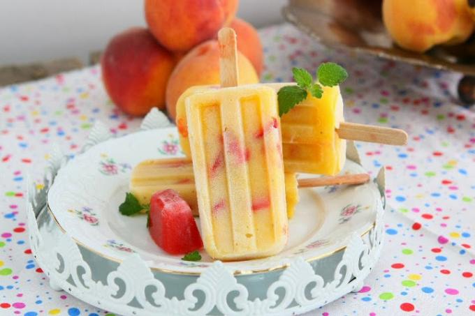 Peach jahodový recept na popscile