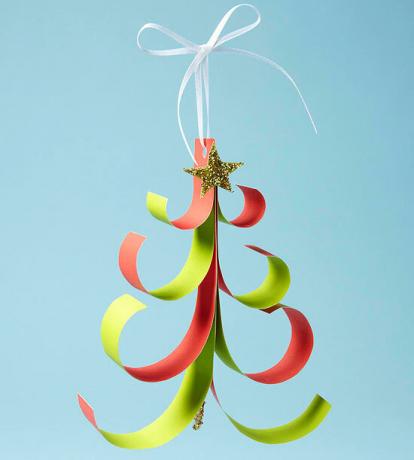 Diy eigenzinnig papieren boomornament