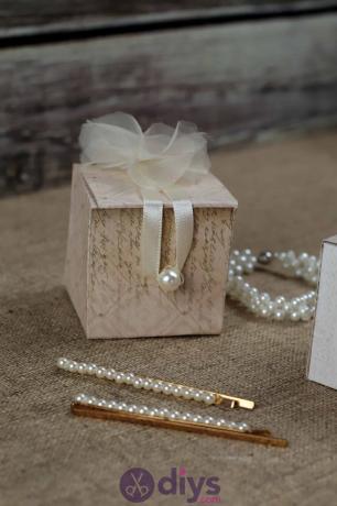 DIY mini svatební dárková krabička perla