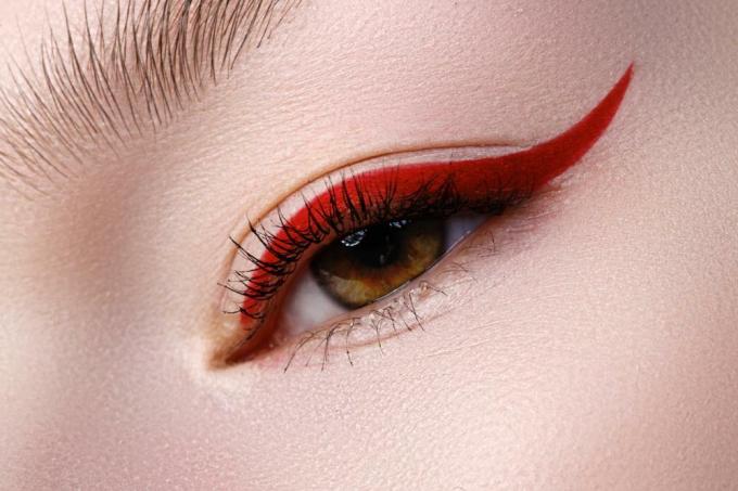 Eyeliner design rdeča