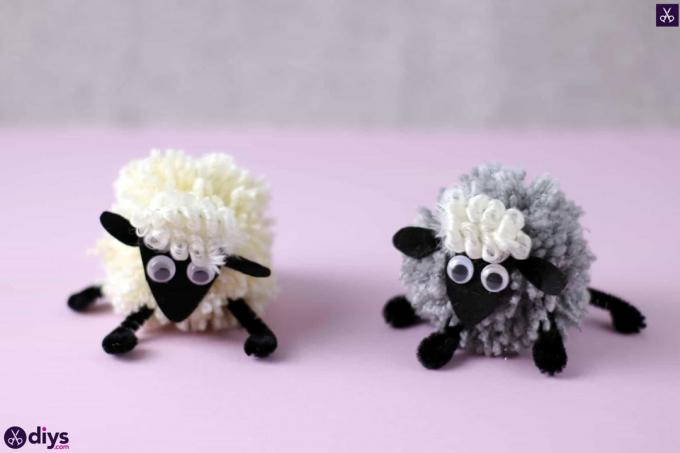 Diy grappige pom pom schapen voor kinderambachten