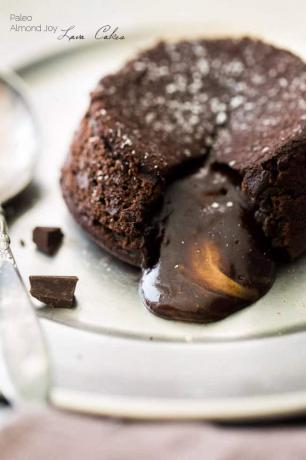 Paleo čokoládový lávový koláč